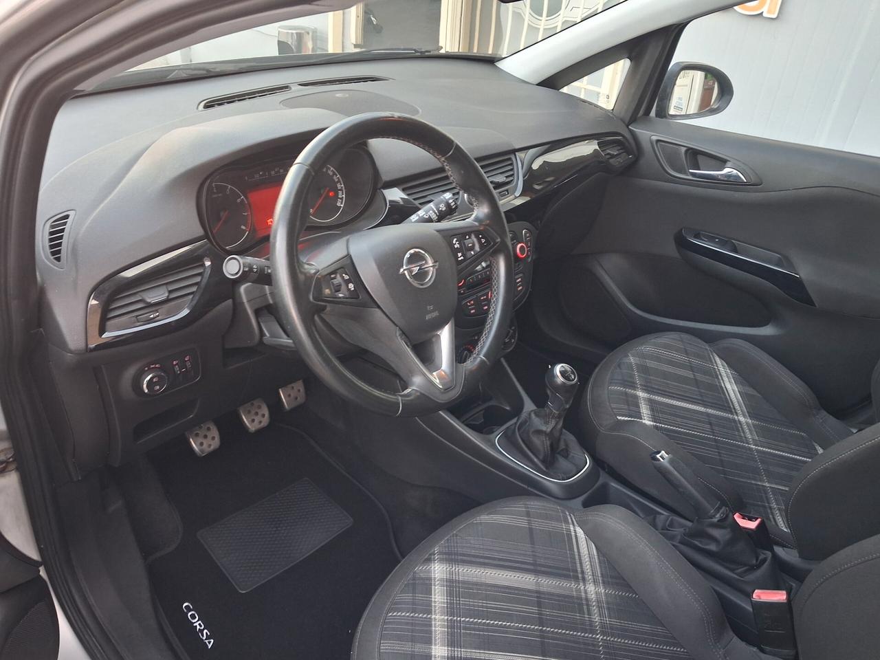 Opel Corsa 1.4 90CV GPL CASAMADRE KM 109840