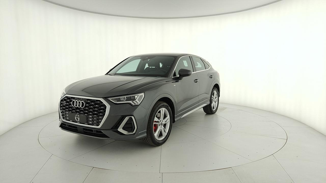 AUDI Q3 2019 Sportback - Q3 Sportback 40 2.0 tfsi S line edition