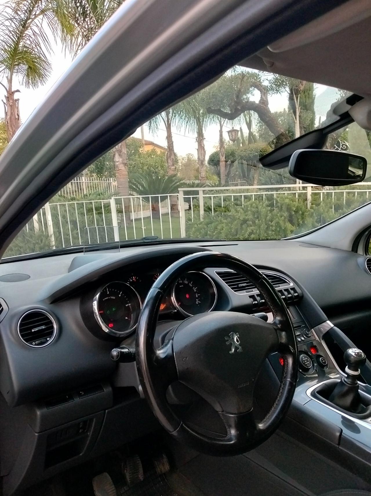Peugeot 3008 1.6 HDi 110CV Premium
