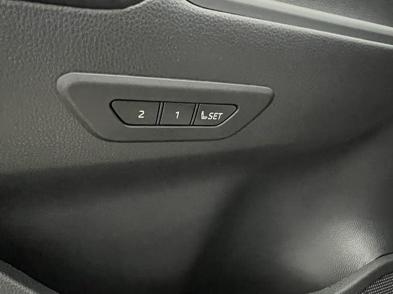 Toyota C-HR 2.0 PHEV E-CVT Lounge Premiere