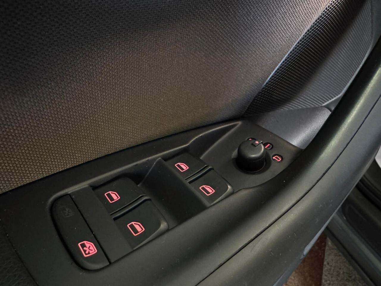 Audi Q3 2.0 TDI 120 CV Sport