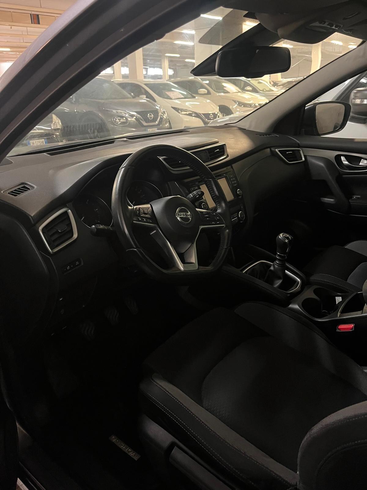 Nissan Qashqai 1.5 dCi N-Connecta