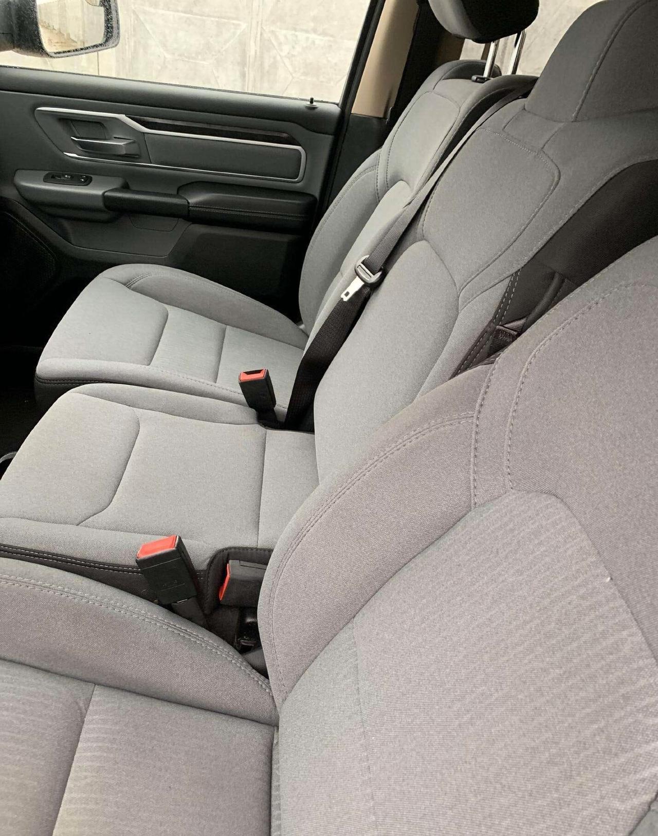 Dodge RAM 1500 5.7 V8 Prezzo finito IN ARRIVO