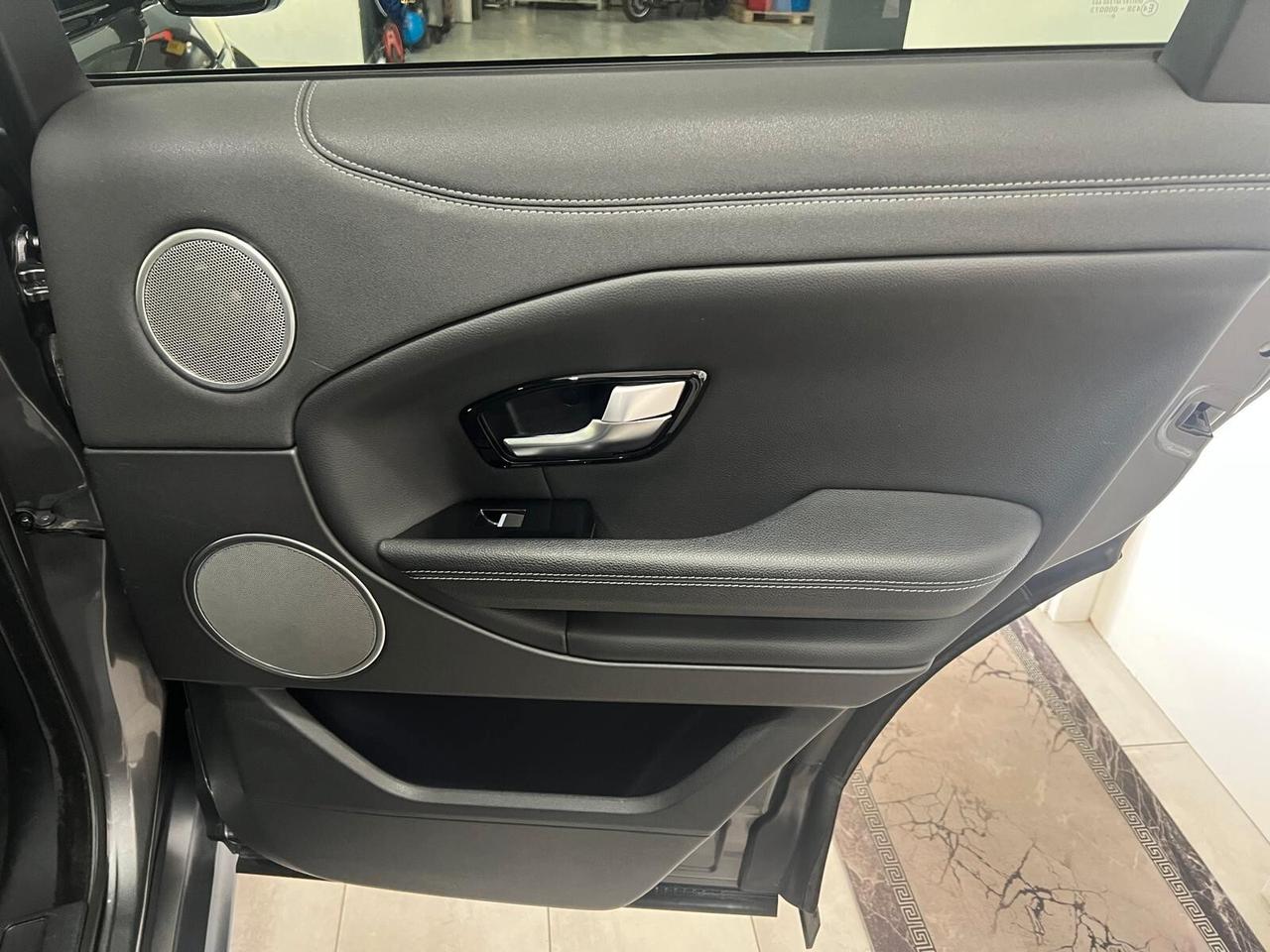 Land Rover Range Evoque 2.0 TD4 180 CV 5p. Autobiography