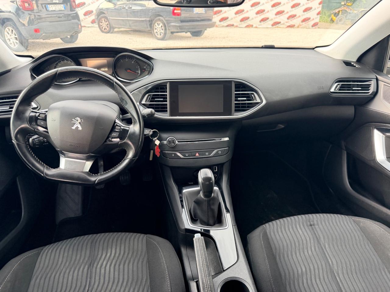 Peugeot 308 BlueHDi 120 S&S Business