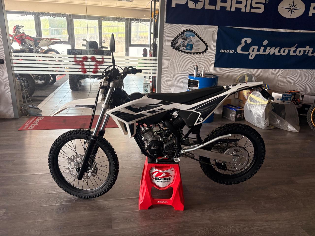 Beta RR 50
