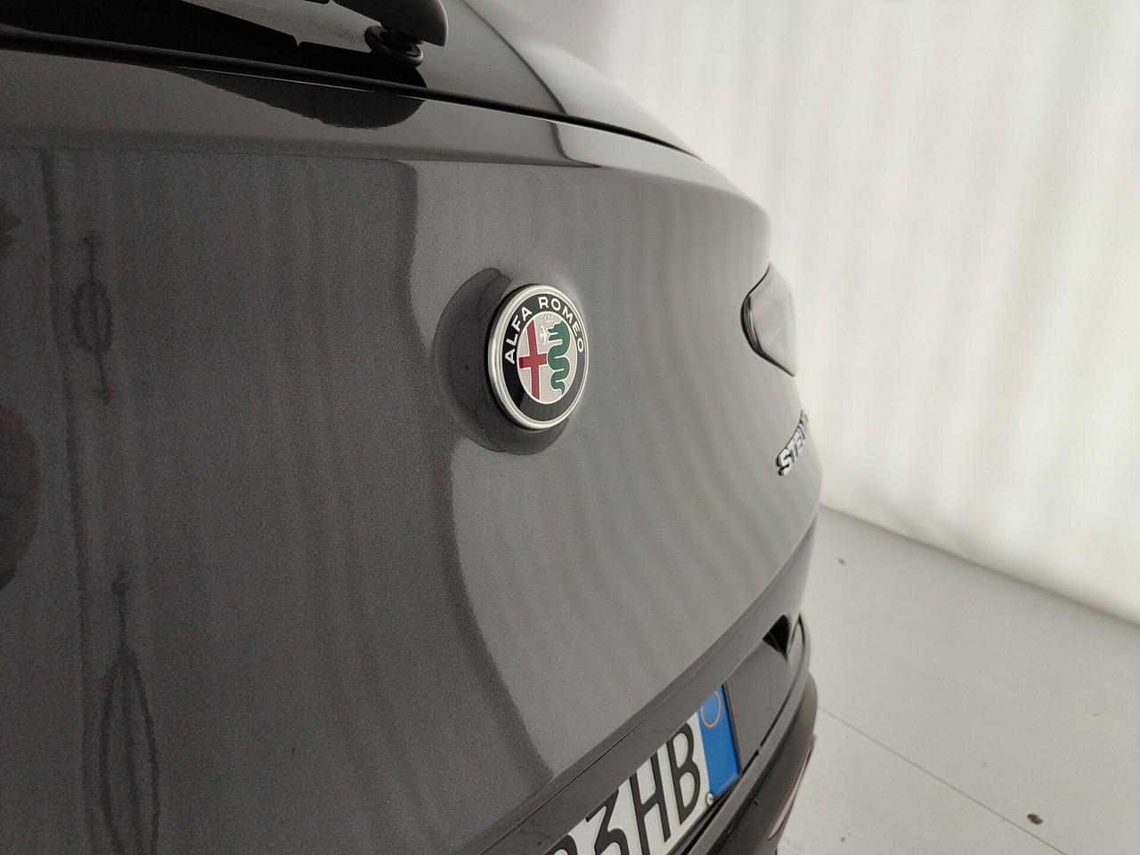 Alfa Romeo Stelvio 2.2 Turbodiesel 160 CV AT8 RWD Sprint