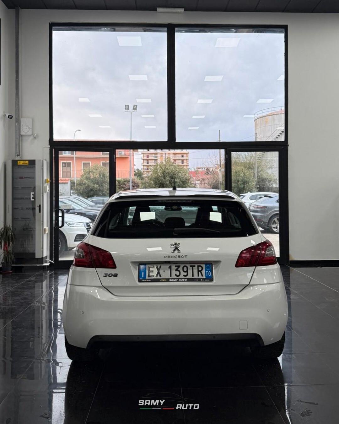 Peugeot 308 1.6 e-HDi 115 CV