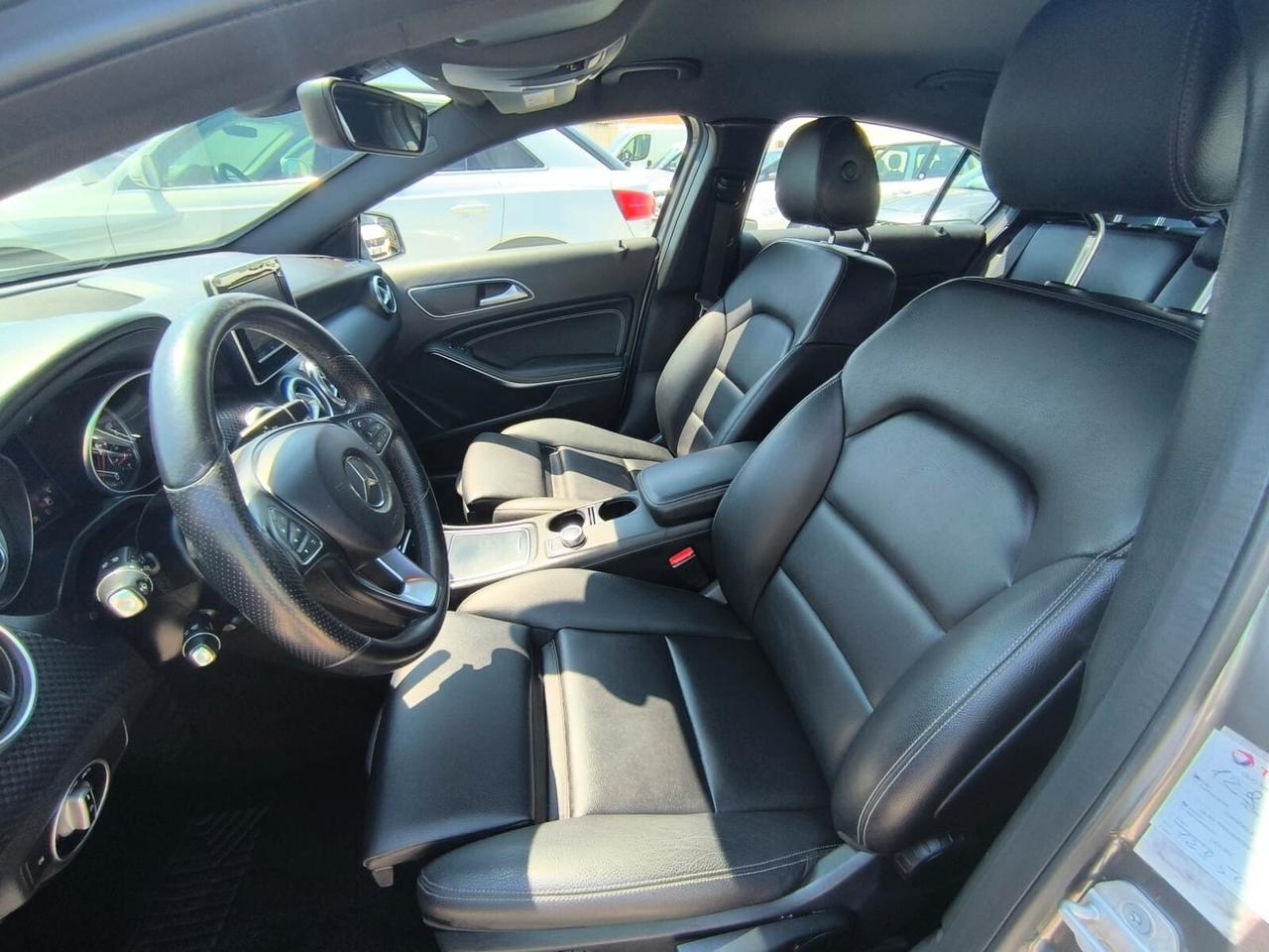 Mercedes A 180d Automatic Sport 1.5 cc 110 cv 2017