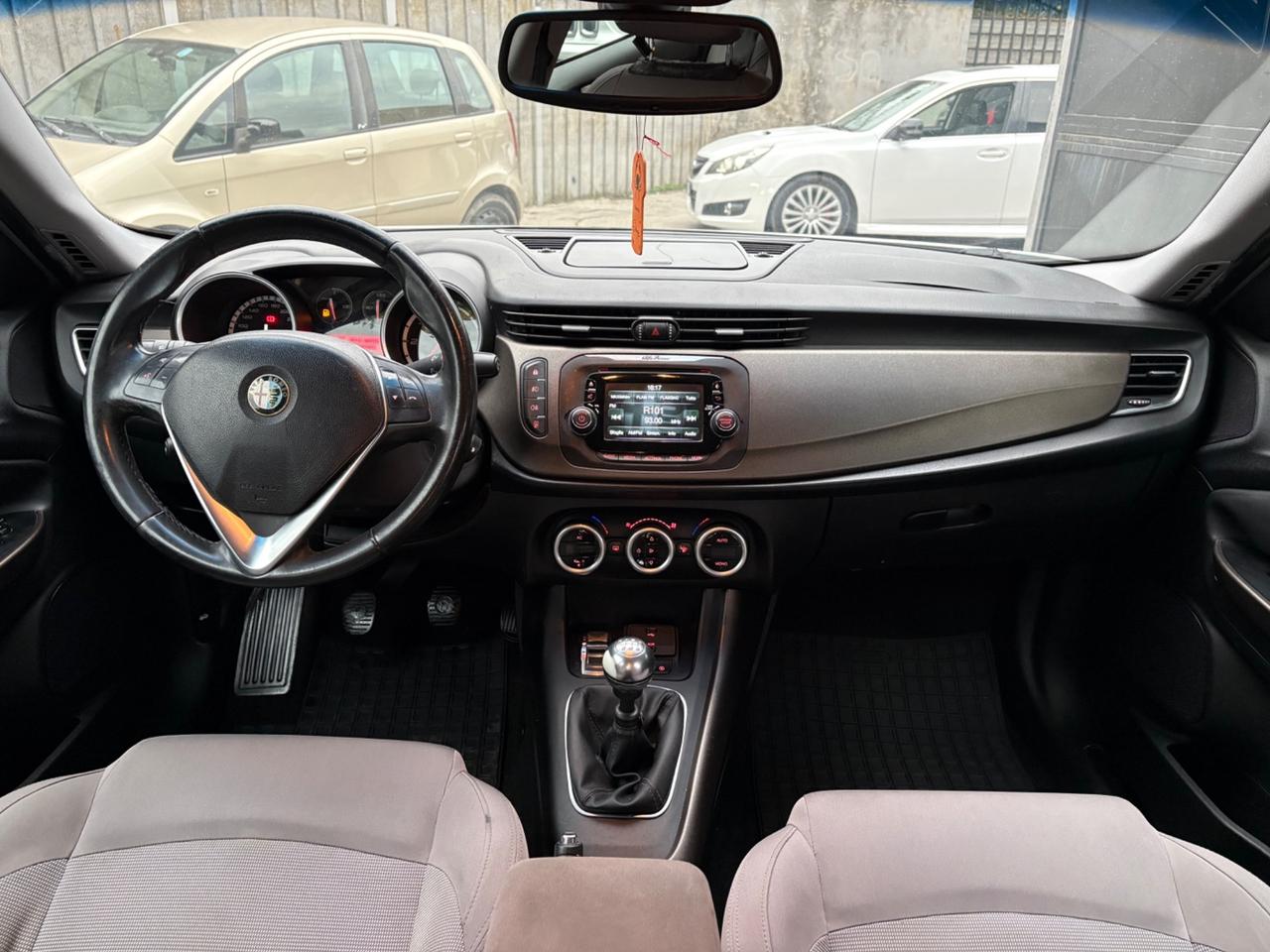 Alfa Romeo Giulietta 1.6 MJT 105cv splendente