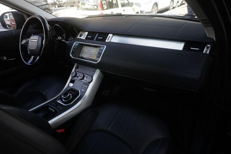 Land Rover Range Rover Evoque Land Rover Range Rover Evoque 2.0 TD4 180cv SE Dynamic 4x4 ANNO 2017