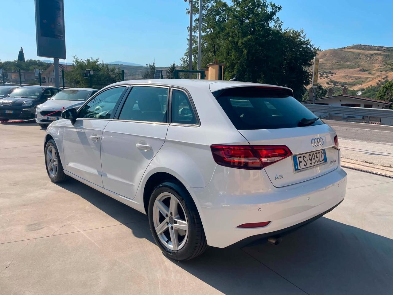 Audi A3 1.6 TDI 116 CV S tronic Business