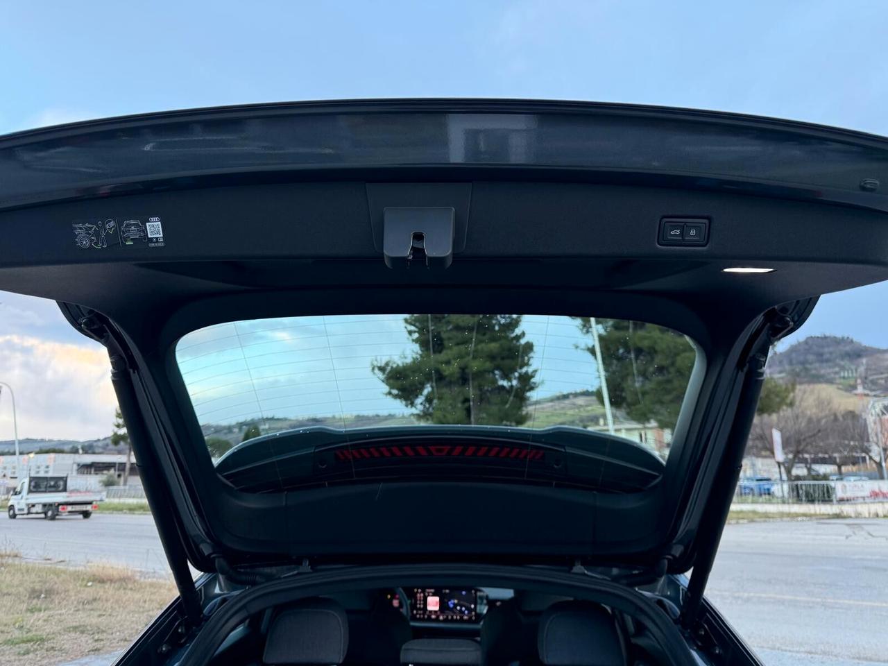 Audi Q5 SPB TDi 150 kW mHEV+ S tronic quattro line edition