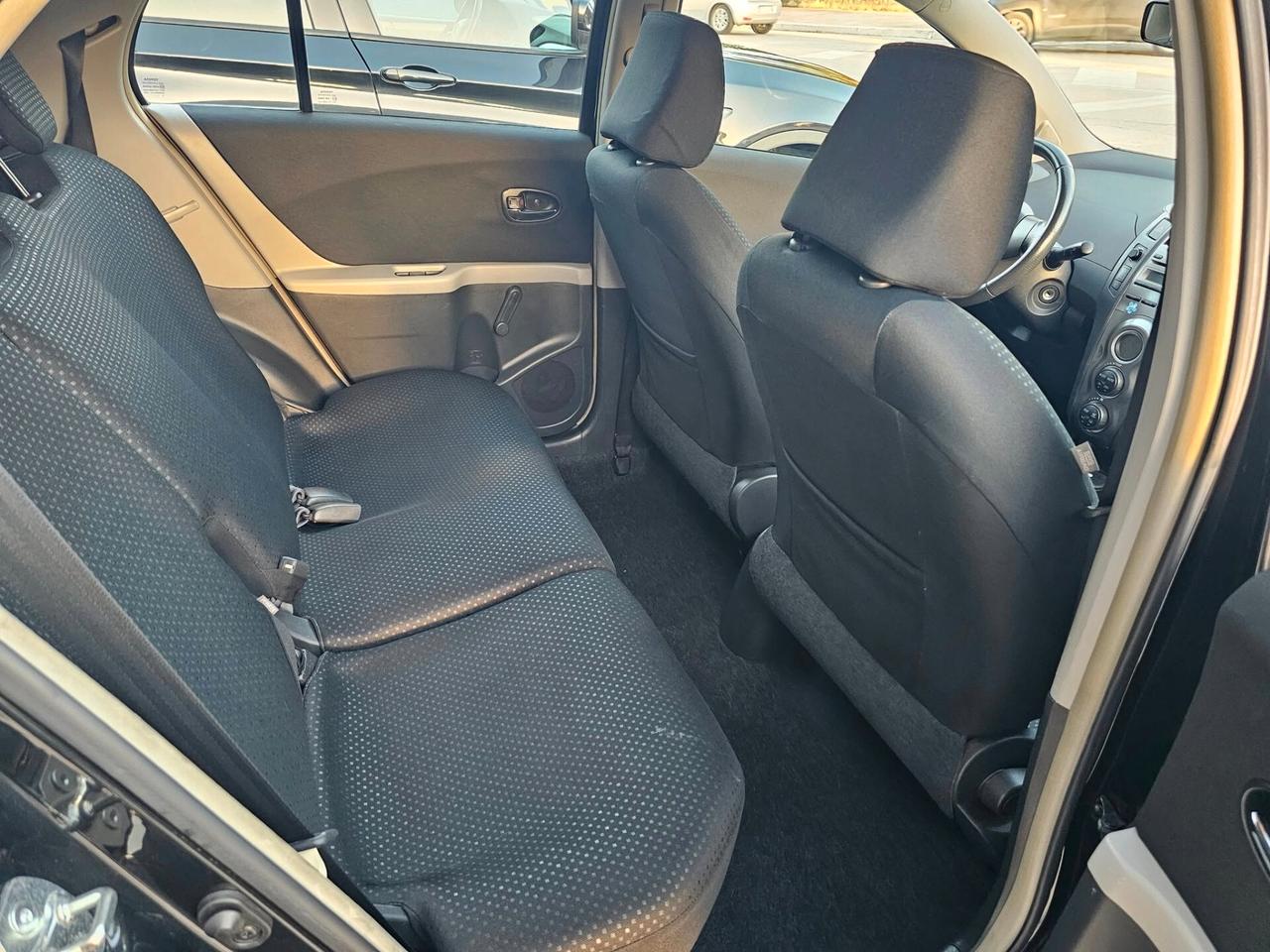 Toyota Yaris 1.4 D-4D DPF 5 porte Now