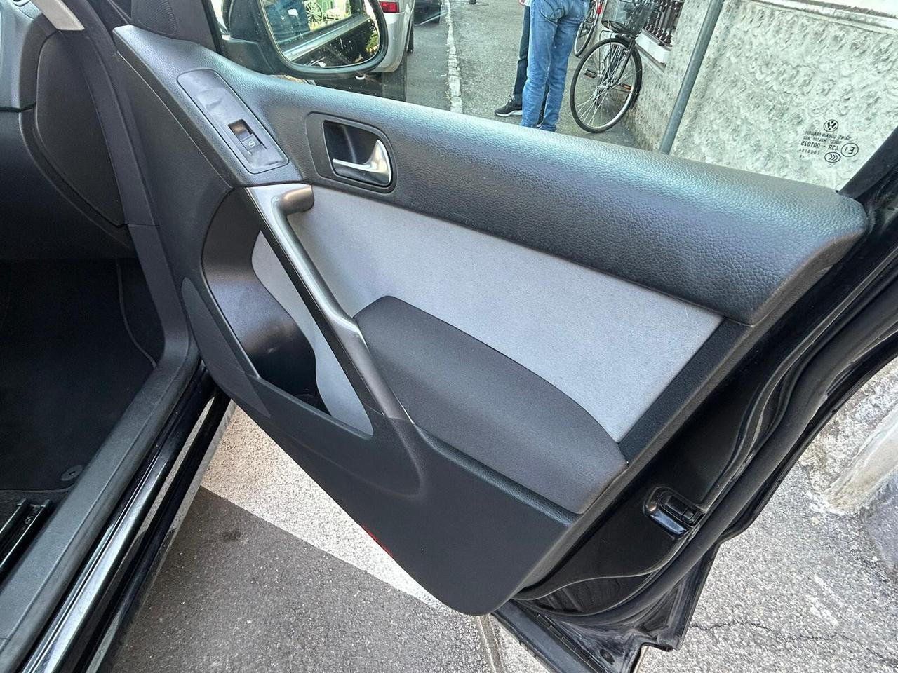 Volkswagen Tiguan 2.0 tdi - ANCHE PER NEOPATENTATI