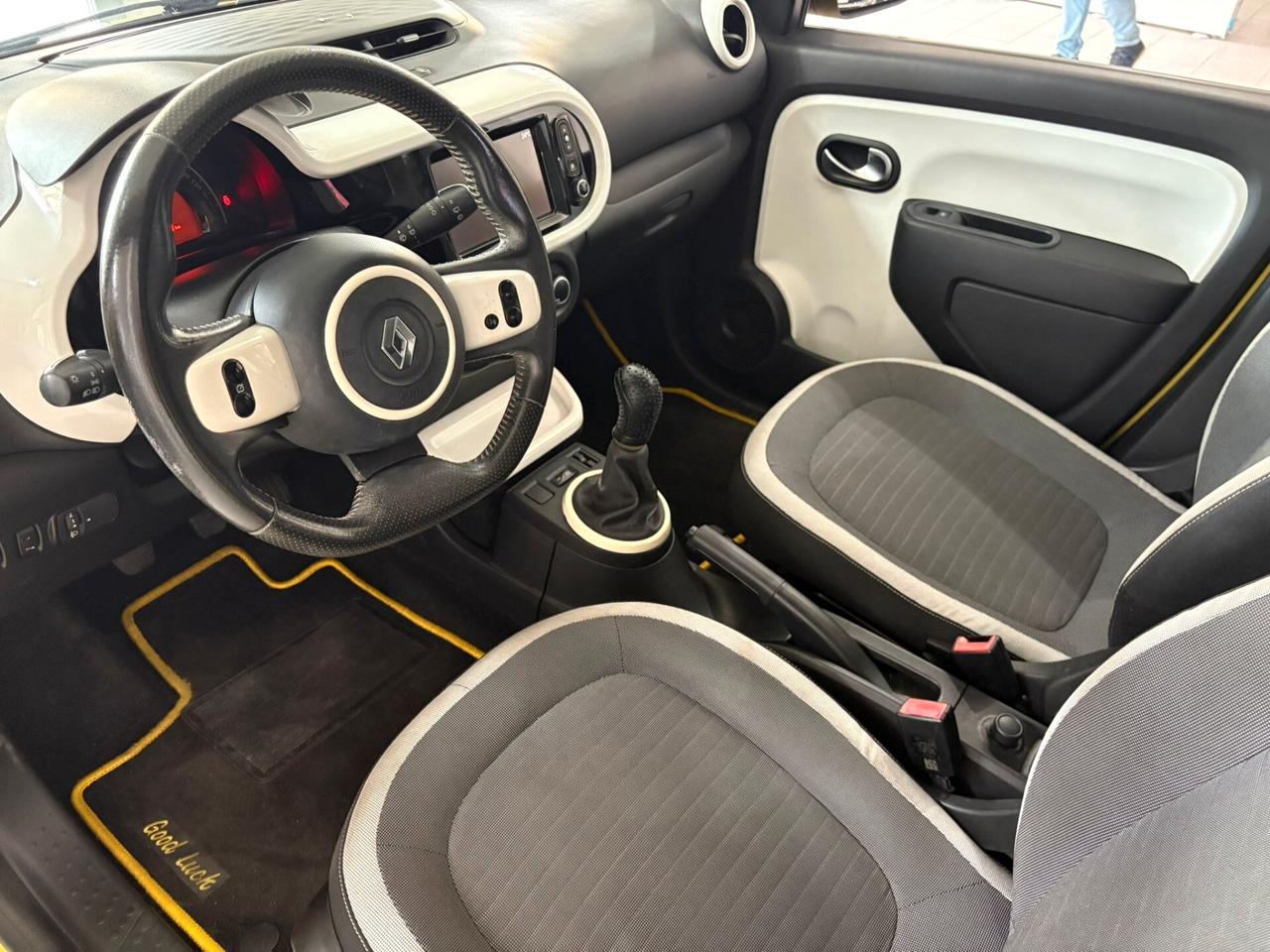 Renault Twingo SCe Lovely