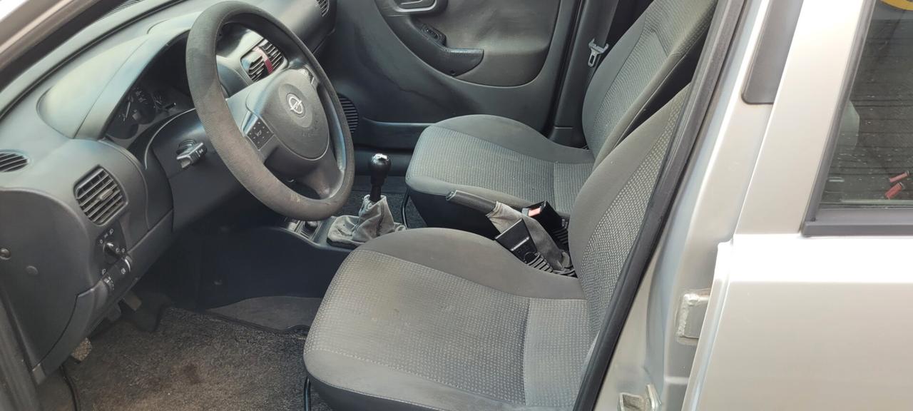 Opel Corsa 1.0i 12V cat 5 porte Edition