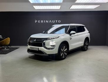 Mitsubishi Outlander 2.4 phev Intense con 8 Anni di Garanzia