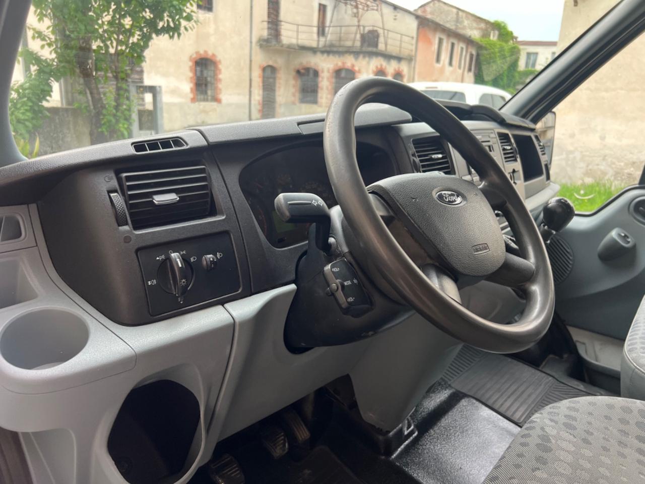 Ford Transit/Tourneo/Bus Transit 350L 2.4 TDCi/140 PL-DC-RG Cabinato