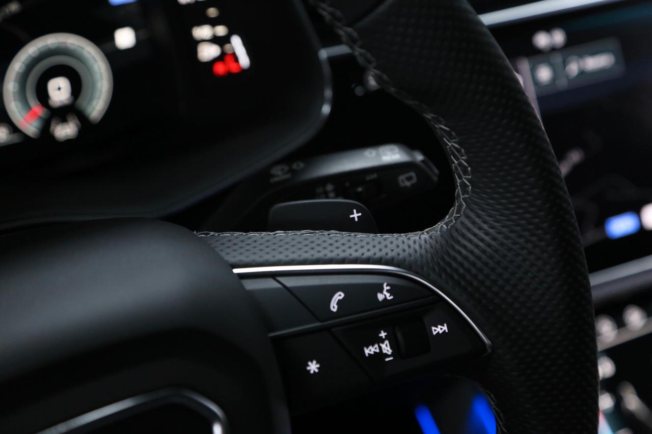 Audi Q8 50 TDI 286 cv quattro tiptronic S line edition