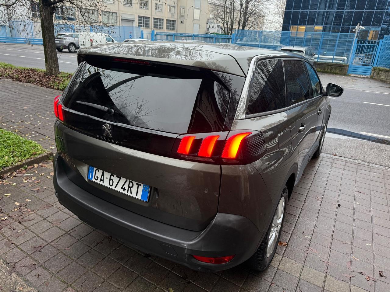 Peugeot 5008 BlueHDi 130 S&S Business