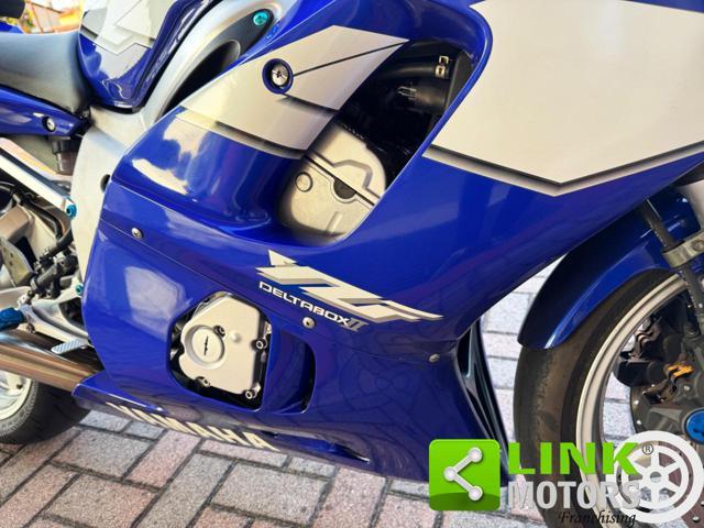 YAMAHA YZF R6 600