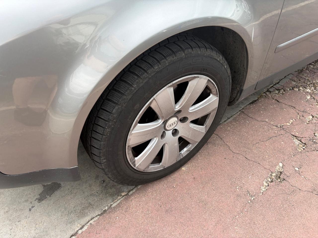 Audi A4 1.9 TDI/130 CV cat BERLINA