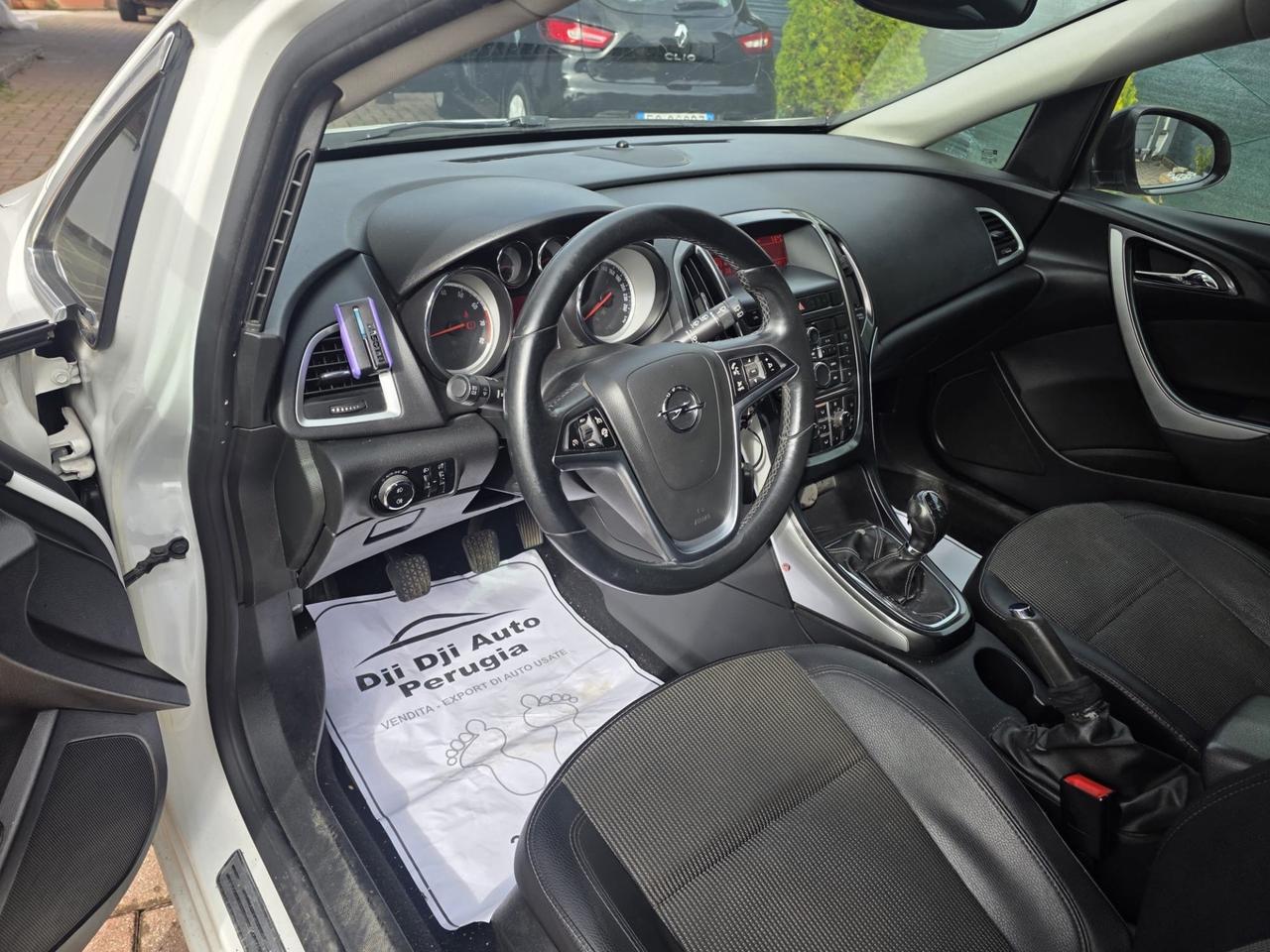 Opel Astra 1.4 Turbo 140CV 5 porte GPL Tech Cosmo