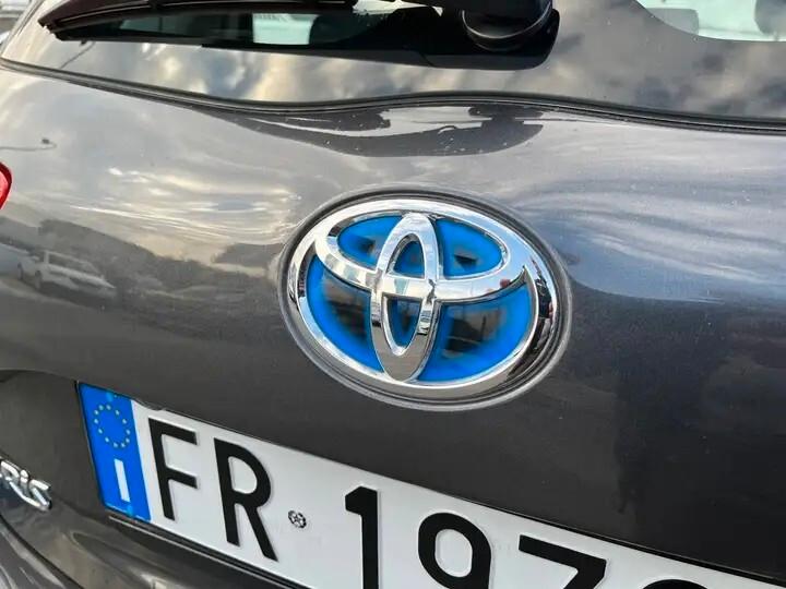 Toyota Yaris 1.5 Hybrid 5 porte Business