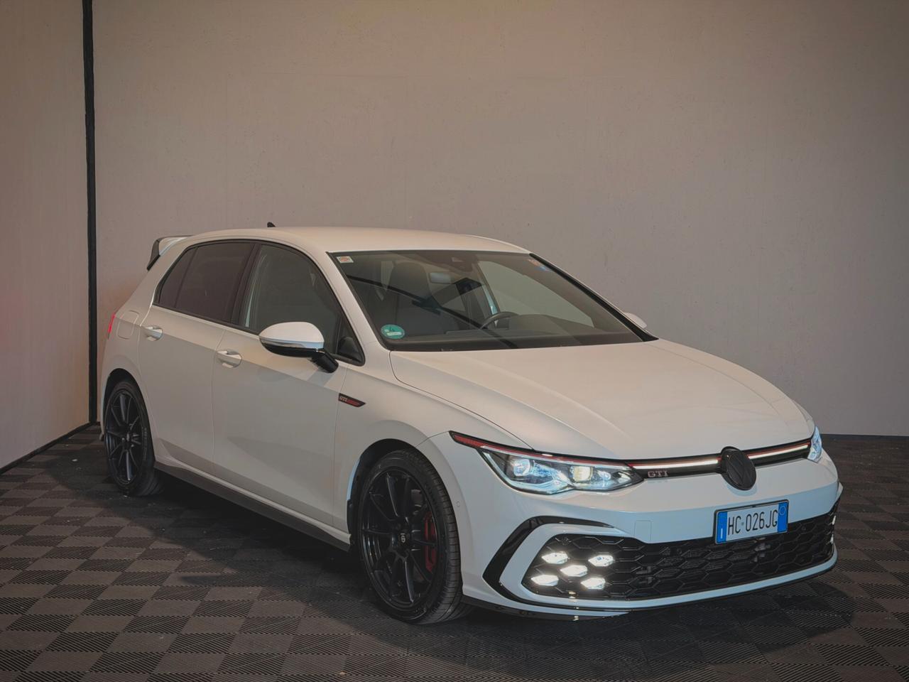 Volkswagen Golf GTI 2.0 TSI DSG - BIANCO PERLA