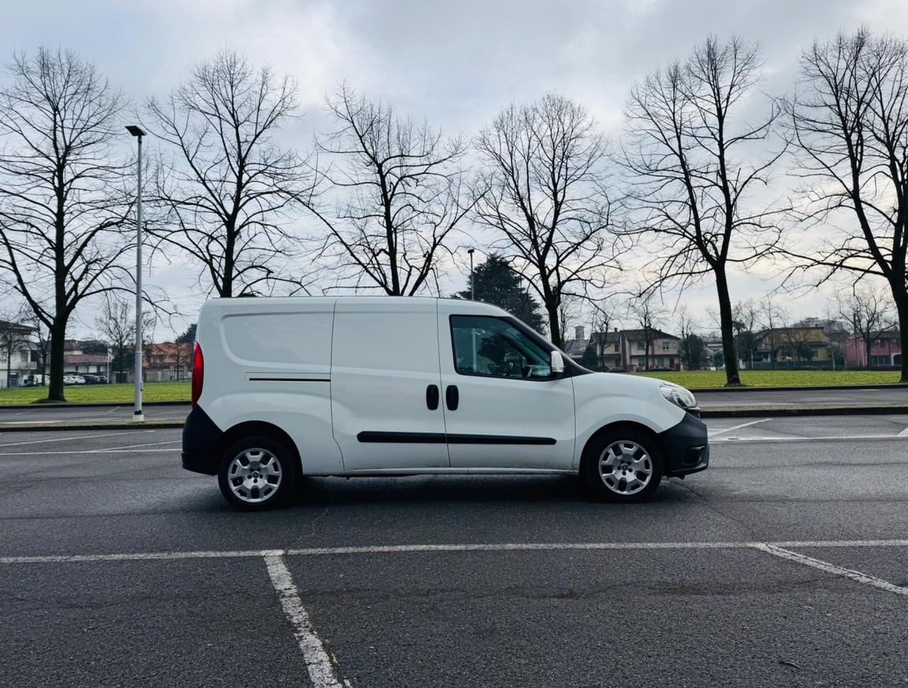 Fiat Doblo Doblò 1.4 T-Jet Natural Power PL-TN Cargo Maxi Lamierato