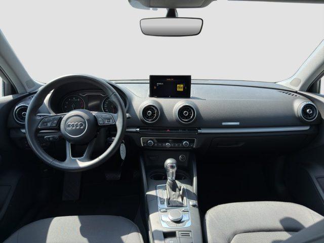 AUDI A3 A3 SPB 35 TFSI COD S tronic Business