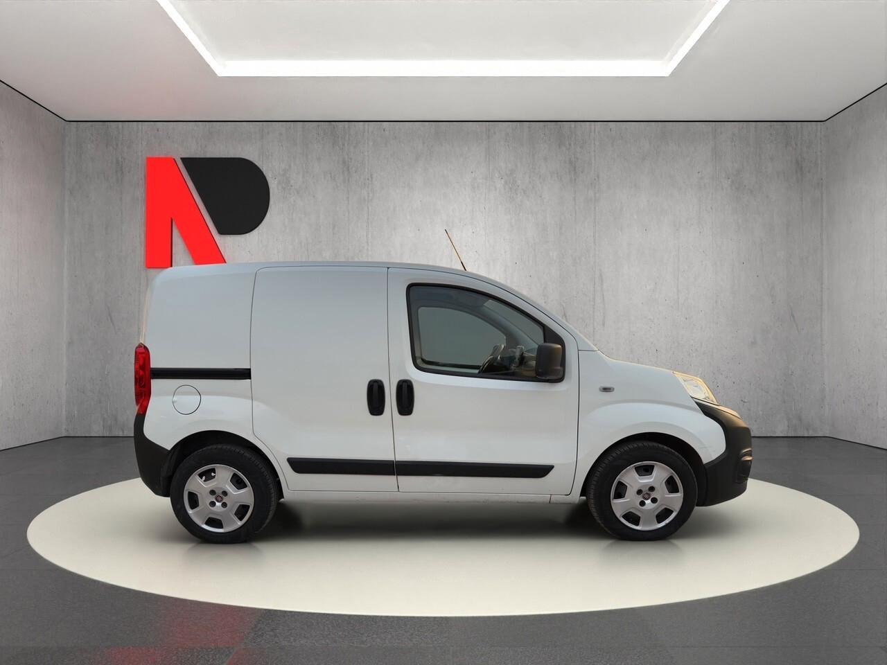 Fiat Fiorino 1.3 MJT 95CV Cargo SX N1