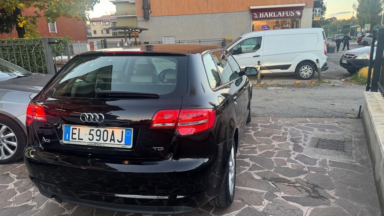 Audi A3 SPB 1.6 TDI 105 CV S tronic Ambition