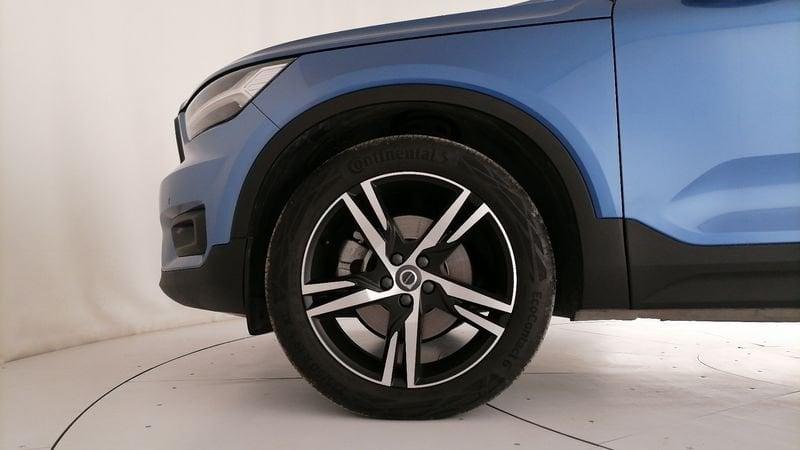 Volvo XC40 2.0 b4 R-design awd auto my21