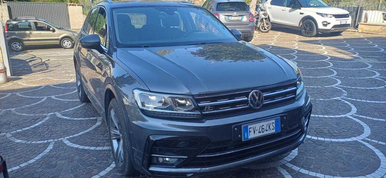 Volkswagen Tiguan 2.0 TDI SCR DSG 4MOTION Sport BMT