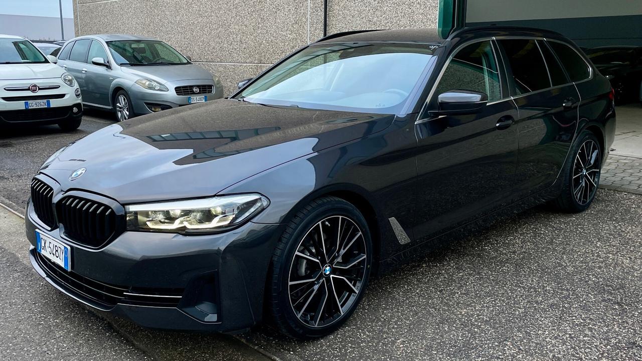BMW 520D TOURING 2.0 LUXURY 190CV - FULL LED, PELLE, SEDILI ELETTRICI