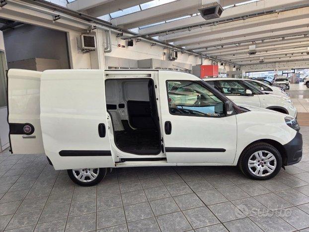 FIAT Doblo Dobl 1.3 MJT PC Cargo Lounge-solo 32