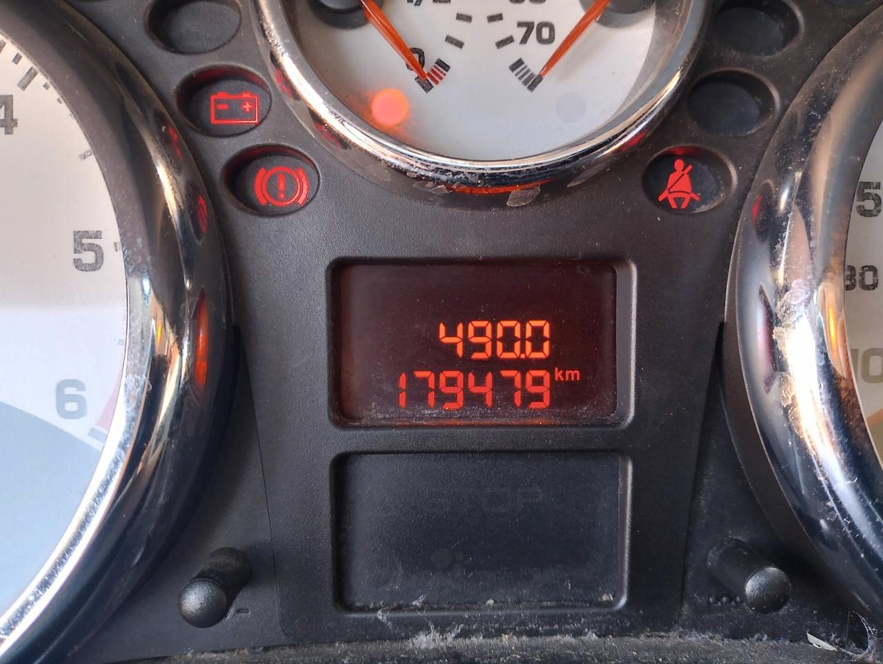 Peugeot 207 1.6 HDi 90CV 5p. XS