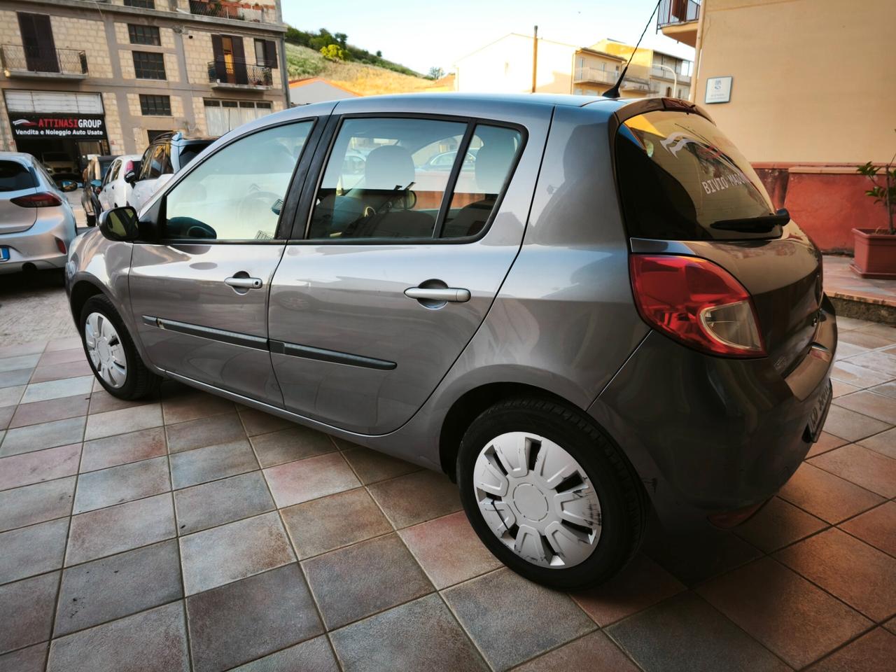 Renault Clio 1.2 NOLEGGIO SENZA CARTA
