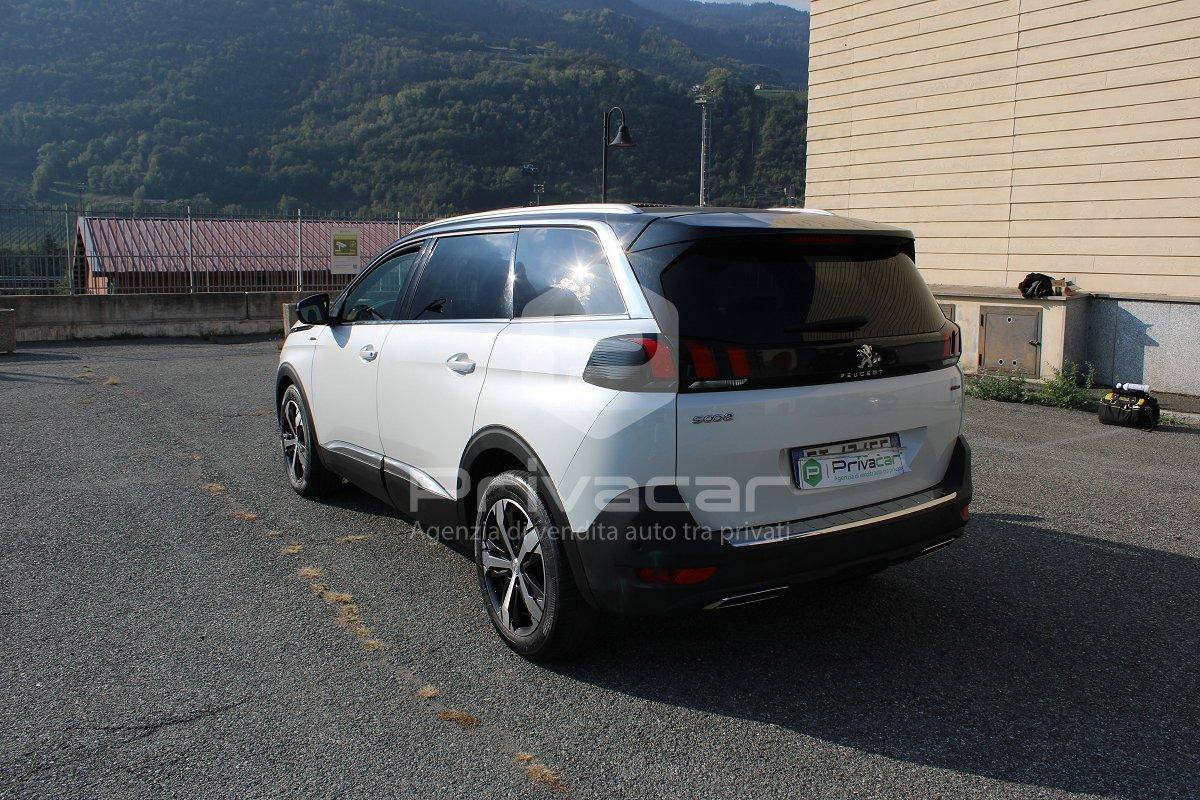 PEUGEOT 5008 BlueHDi 130 S&S GT Line