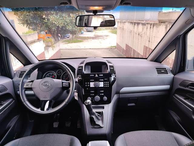 OPEL - Zafira - 1.9 CDTI Cosmo N1 AUTOCARRO 5P