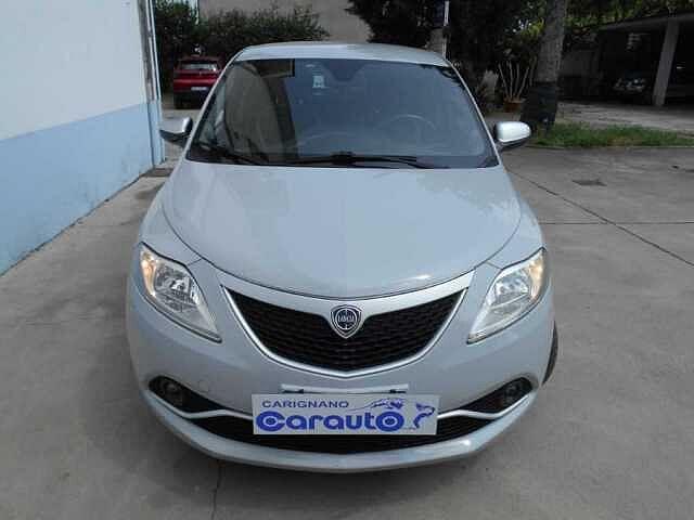 Lancia Ypsilon 1.2 69 cv 5p GPL Ecochic Mya