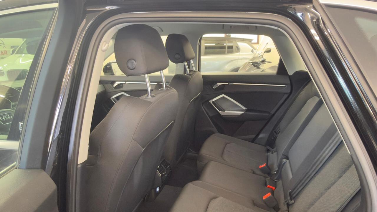 Audi Q3 35 TDI S tronic Business Advanced