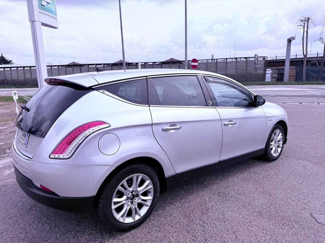 Lancia Delta 1.6 MJT DPF Ok neopatentati