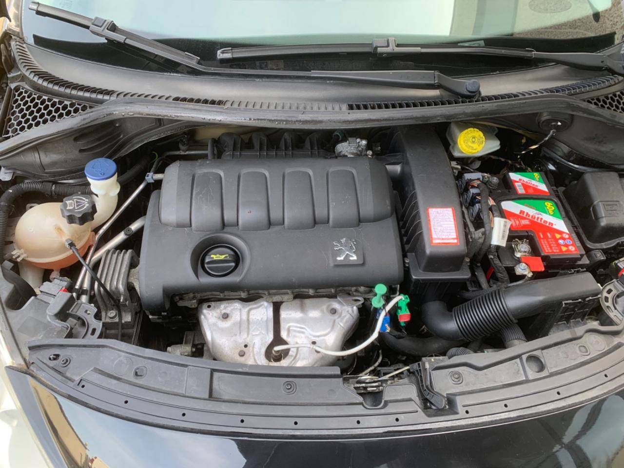 Peugeot 207 1.4 88CV 3p. ONE Line