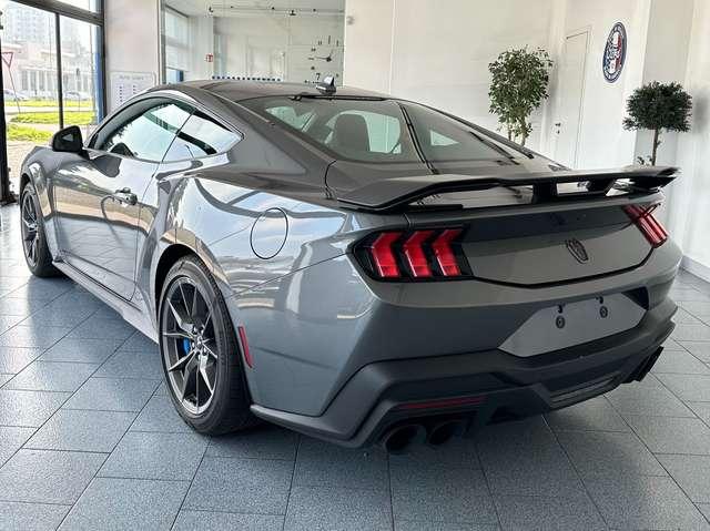 Ford Mustang Dark Horse 5.0 V8 Aut. 10 rapporti