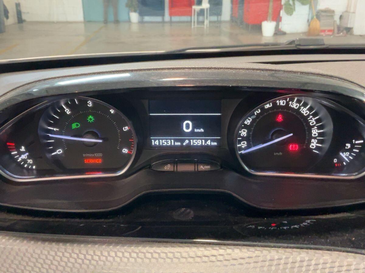 Peugeot 208 1.6 BlueHDi 100 CV Allure