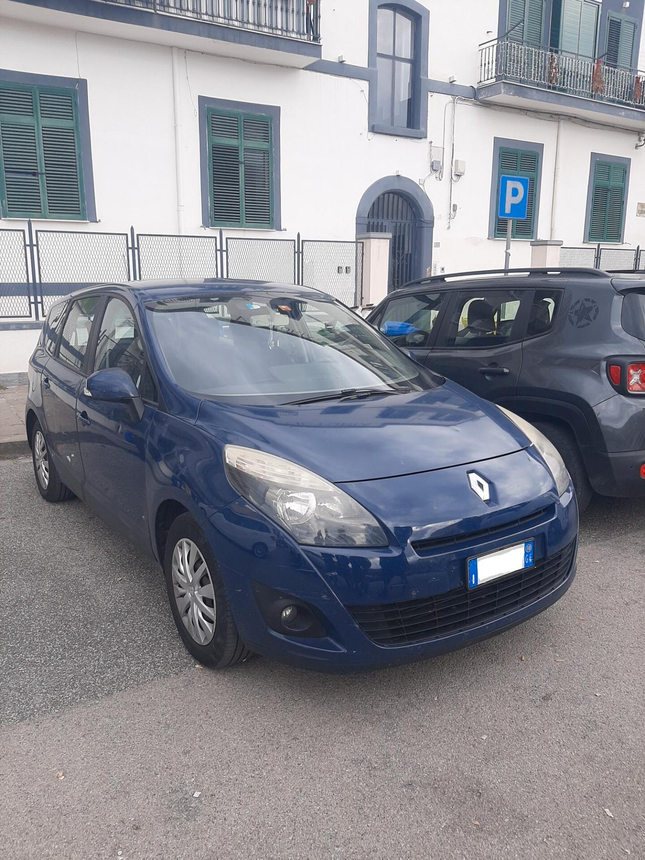 Renault Grand Scenic X-Mod 1.5 dCi 110CV Confort