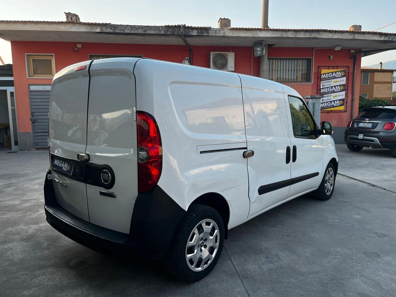 Fiat Doblò Cargo Maxi 1.6 Mjt 105 cv 3 posti